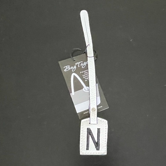 NWT “K•Carroll” Bag Tag, Monogram Letter "N" White Bag Tag with "Black" Letter - Picture 1 of 5